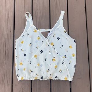 Floral sleeveless to size M